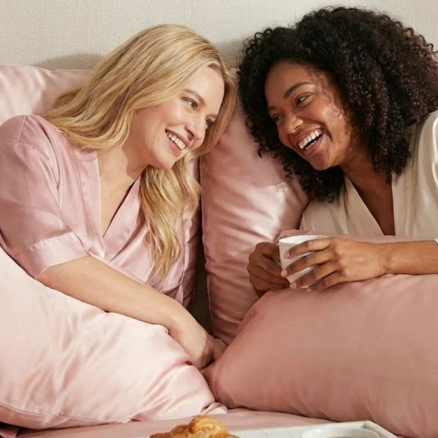 Lilac – Premium Düz (İşlemesiz) Saten Güzellik Yastık Kılıfı