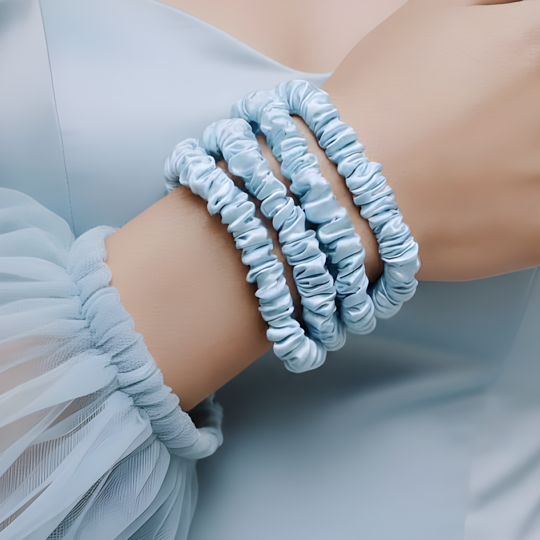 4'lü Celeste (Buz Mavisi) XS Saten Toka Seti